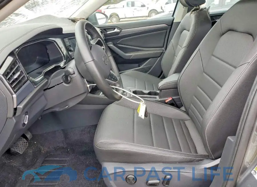 3VW7M7BU0RM081861# 7