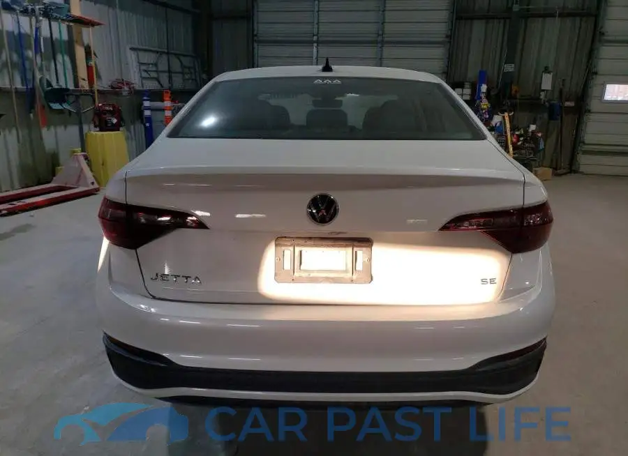 3VW7M7BU9NM013424# 6