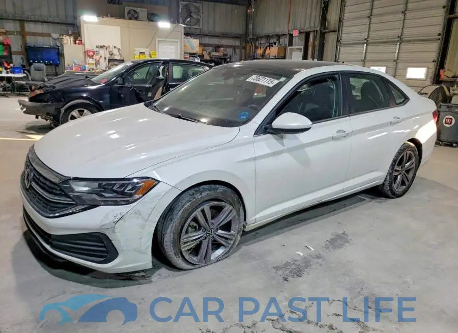 3VW7M7BU9NM013424# 1