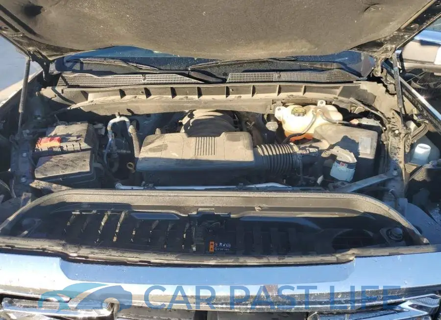3GTU9DED7KG215058# 11