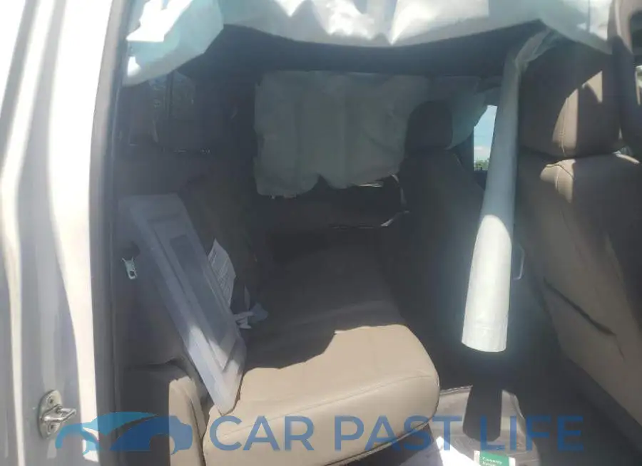 3GTU9DED9KG129587# 10