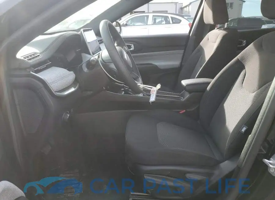 3C4NJDAN5ST585622# 7