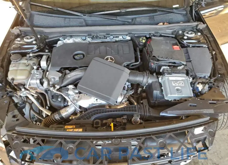 WDD5J4GB5LN061844# 11