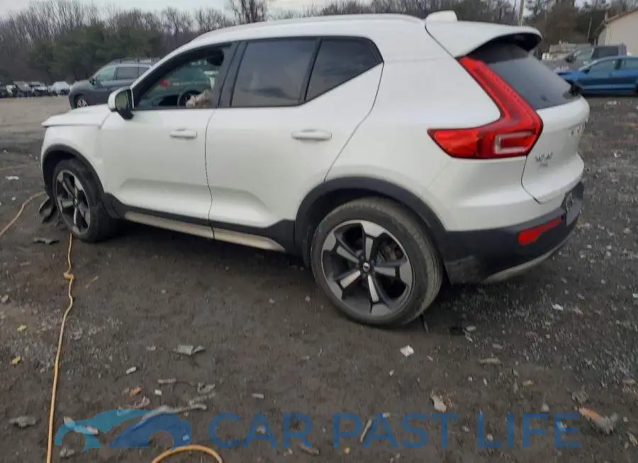 YV4162UK1M2502646# 2