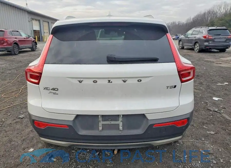 YV4162UK1M2502646# 6