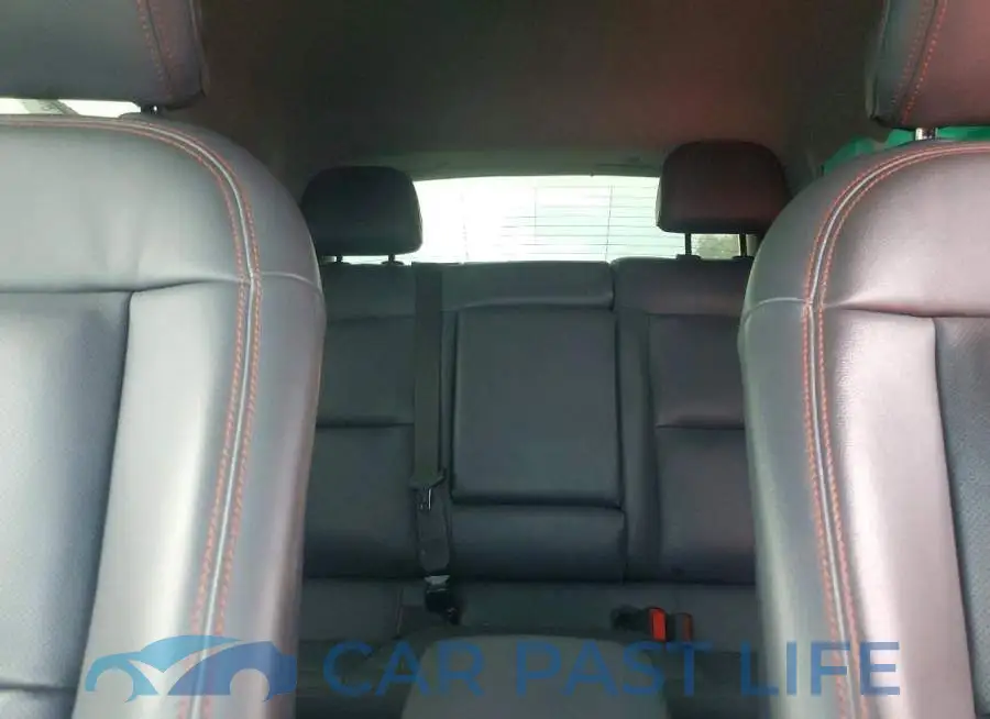 1G1FZ6S04L4149615# 10
