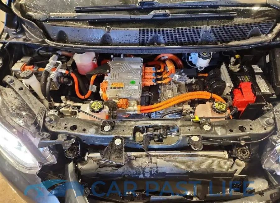 1G1FZ6S06L4107849# 11