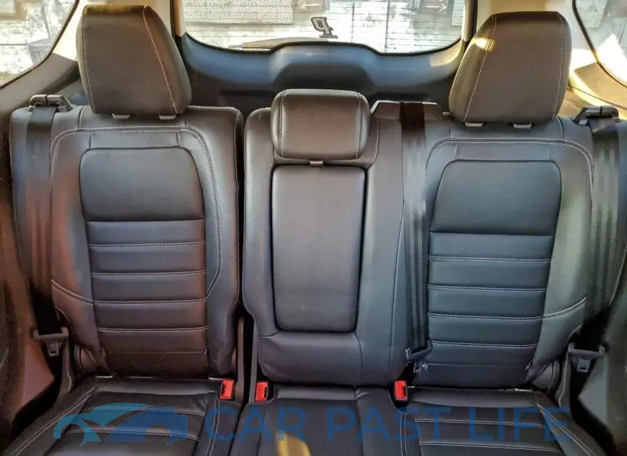 1FMCU9J98JUA81919# 10
