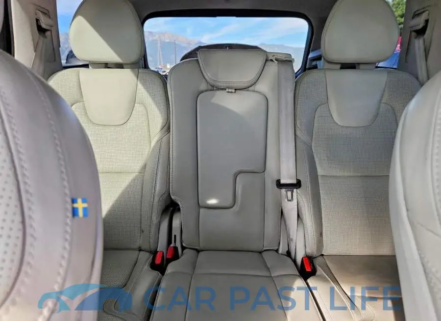 YV4A22PL8H1164738# 10