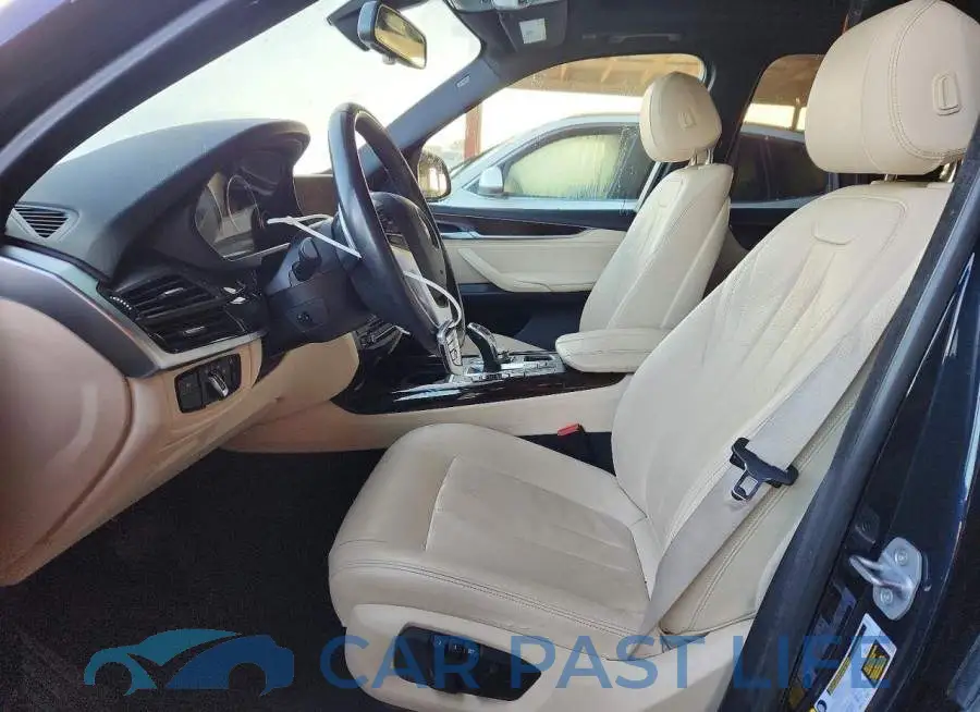 5UXKS4C5XJ0Y20815# 7