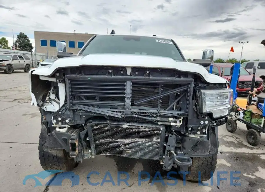 3C6UR5PL8KG517041# 5
