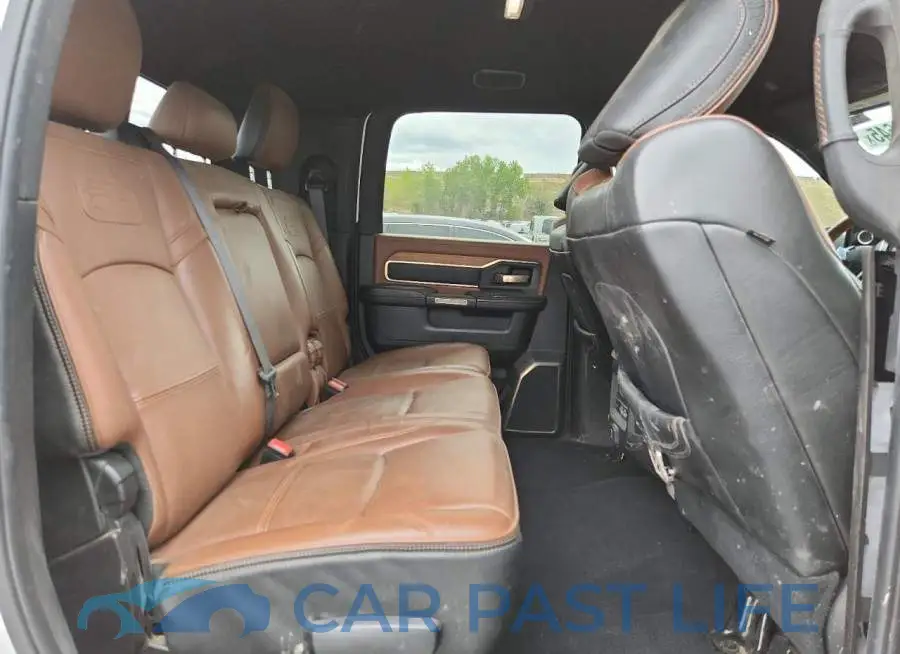 3C6UR5PL8KG517041# 10