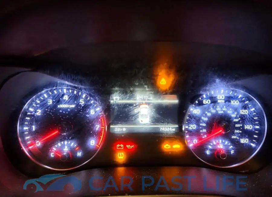 3KPF24AD2RE767897# 9