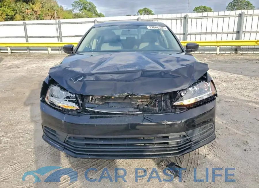 3VW2B7AJ6HM289989# 5