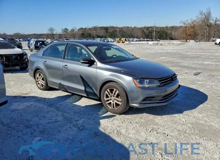 3VW2B7AJXJM220342# 4