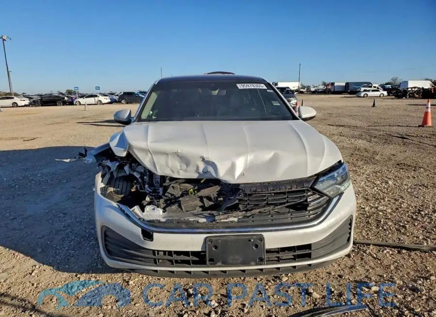 3VW7M7BU0RM056409# 5