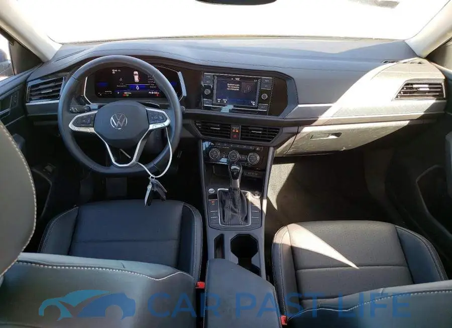 3VW7M7BU7NM030917# 8