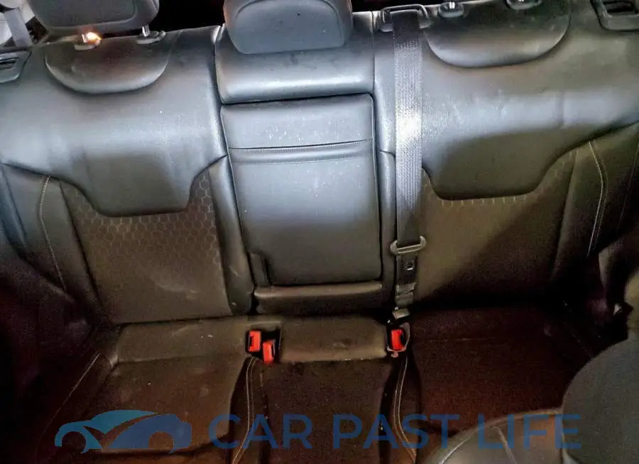 3C4NJDBB3JT376205# 10