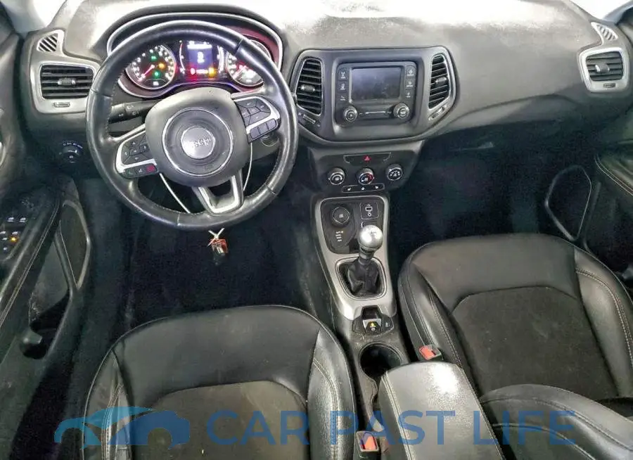 3C4NJDBB3JT376205# 8