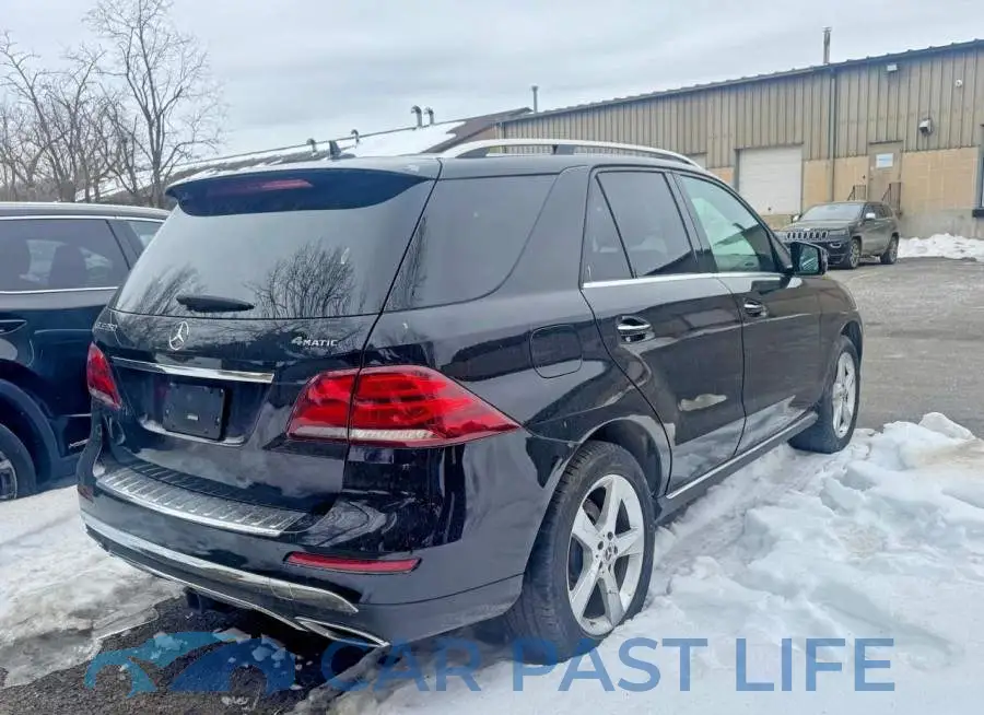 4JGDA5HB9JB181053# 4