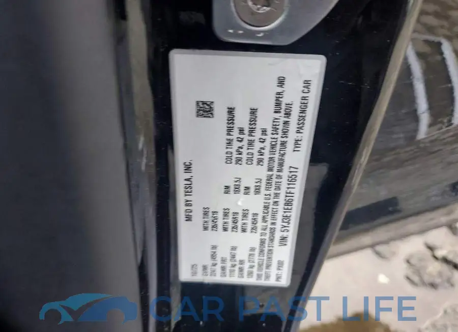 5YJ3E1EB6TF116517# 12