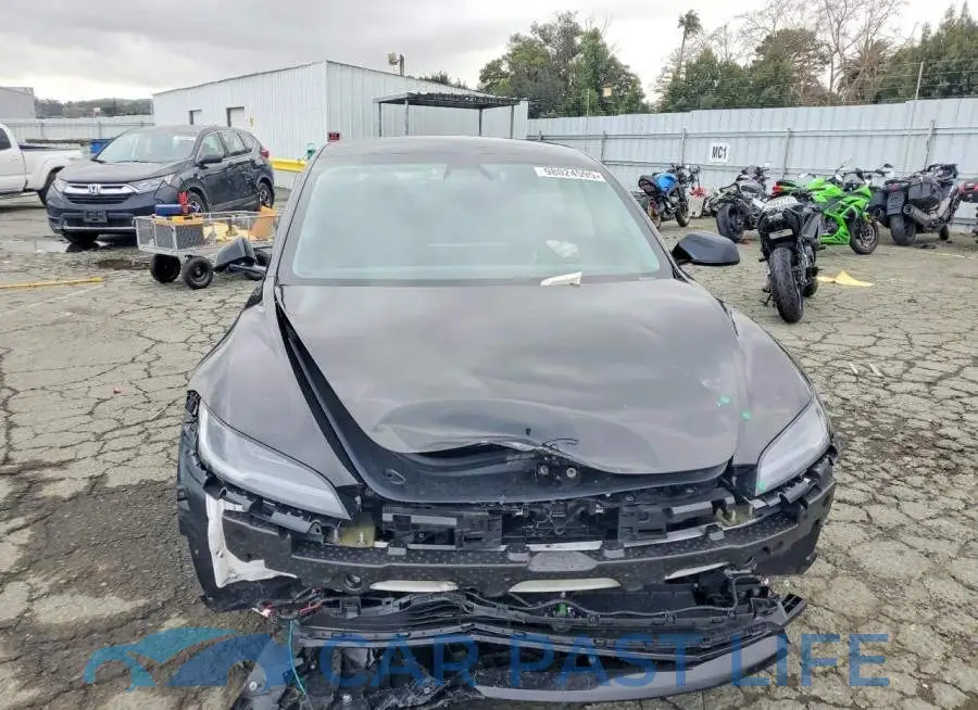 5YJ3E1EB6TF116517# 5