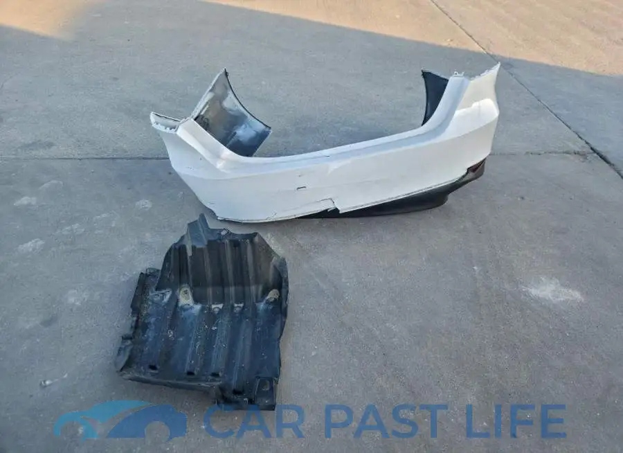 4T1C11AK8RU850072# 12