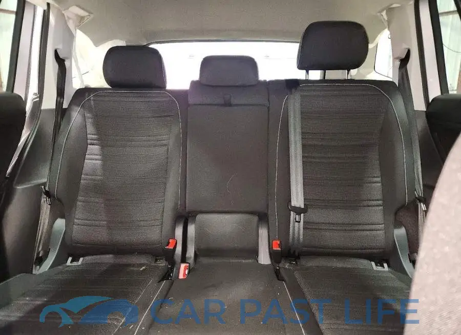 3VVFB7AX2RM186399# 10