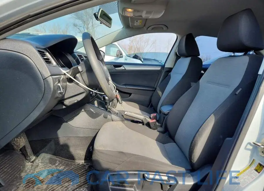 3VW2B7AJ4HM299176# 7