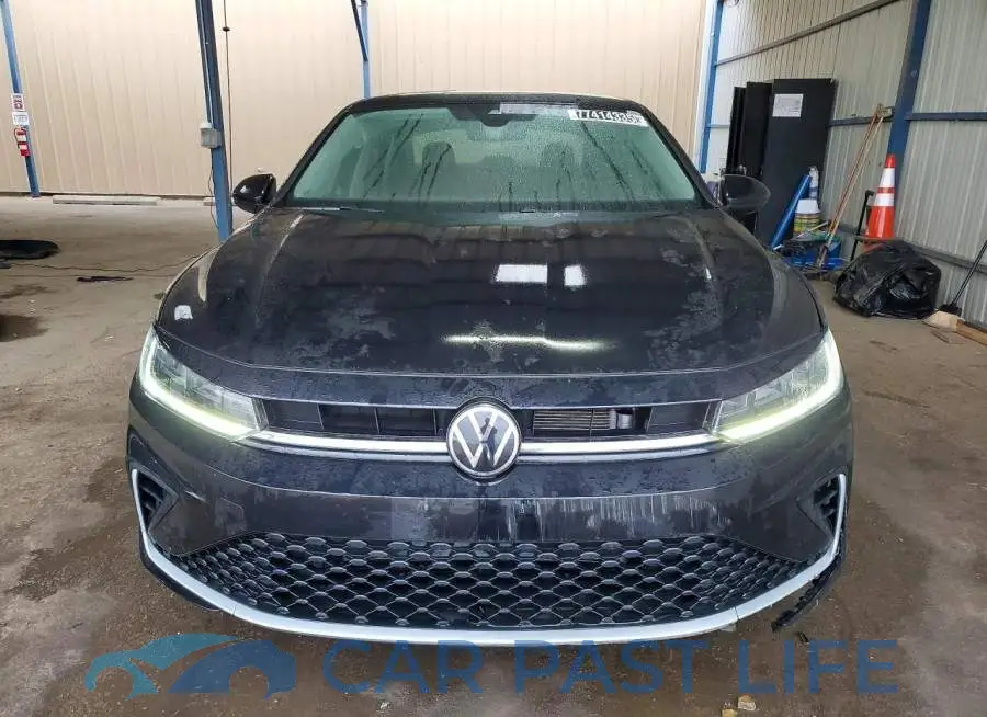3VW7X7BU1SM008608# 5