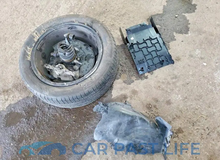 3VW7X7BU1SM008608# 13