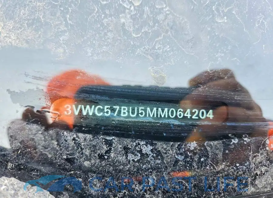 3VWC57BU5MM064204# 12