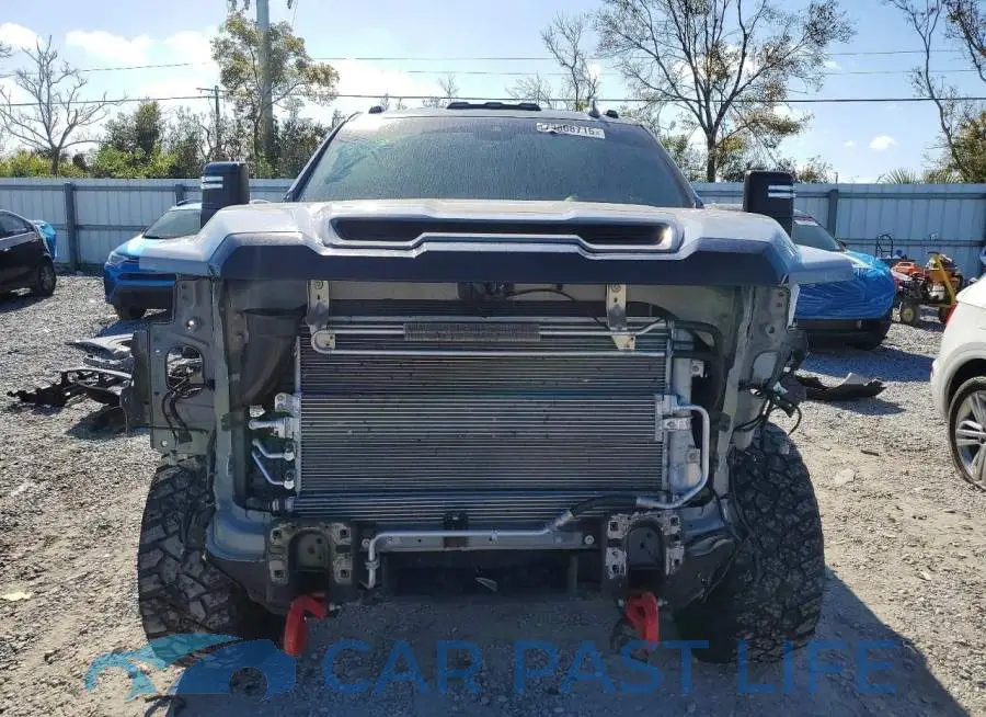 1GT4UPEY6SF264725# 5