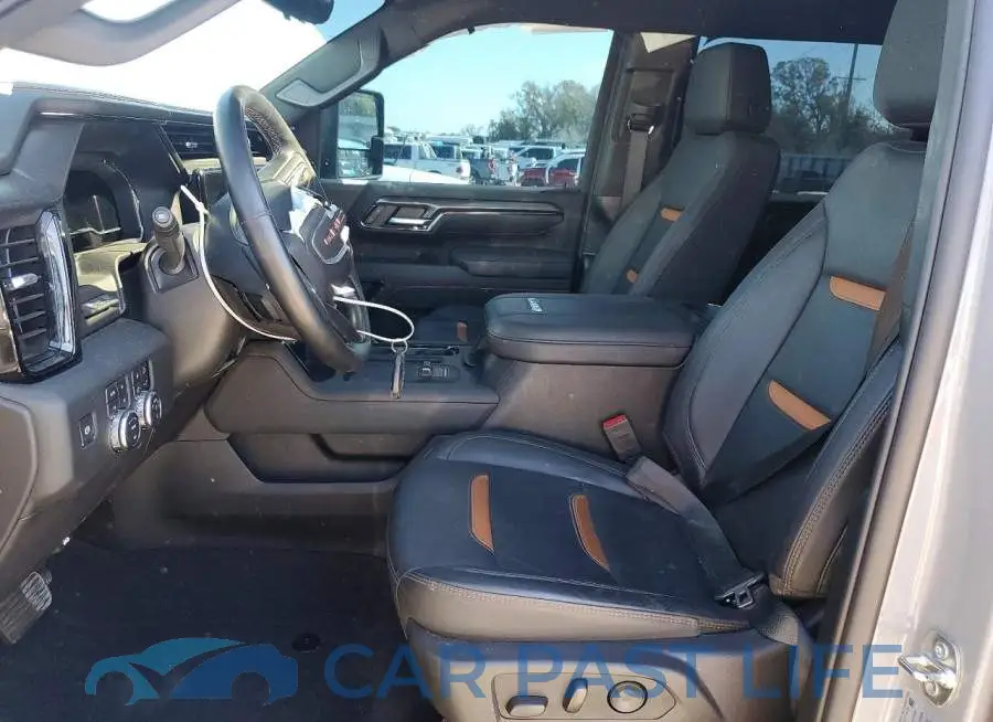 1GT4UPEY6SF264725# 7