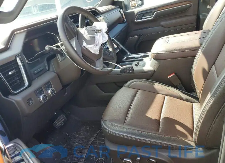 1GT4UREY6SF283674# 7