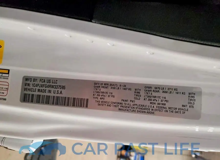 1C4PJXFG4RW337595# 13