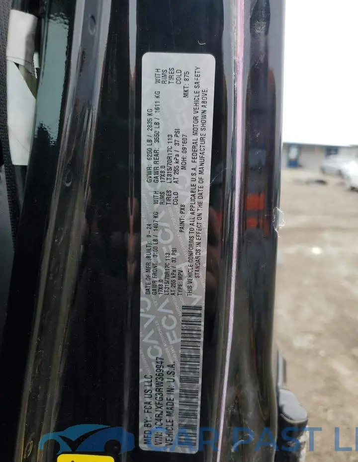 1C4RJXFG3RW369947# 14
