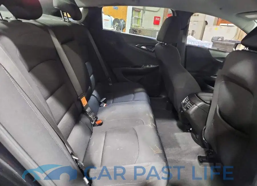 1G1ZD5ST7RF107498# 10