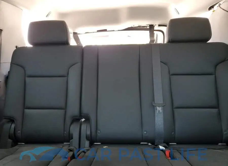 1GNLCDEC9KR171902# 10