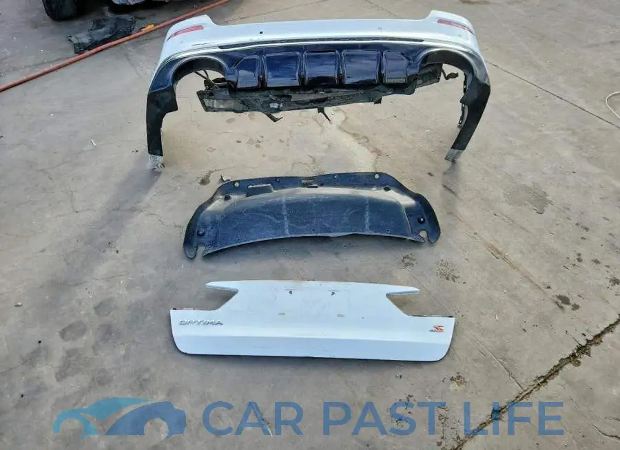5XXGT4L38KG306979# 12