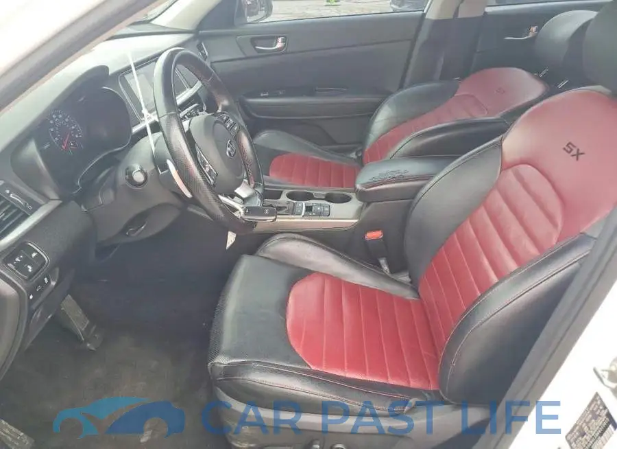 5XXGW4L28KG313915# 7