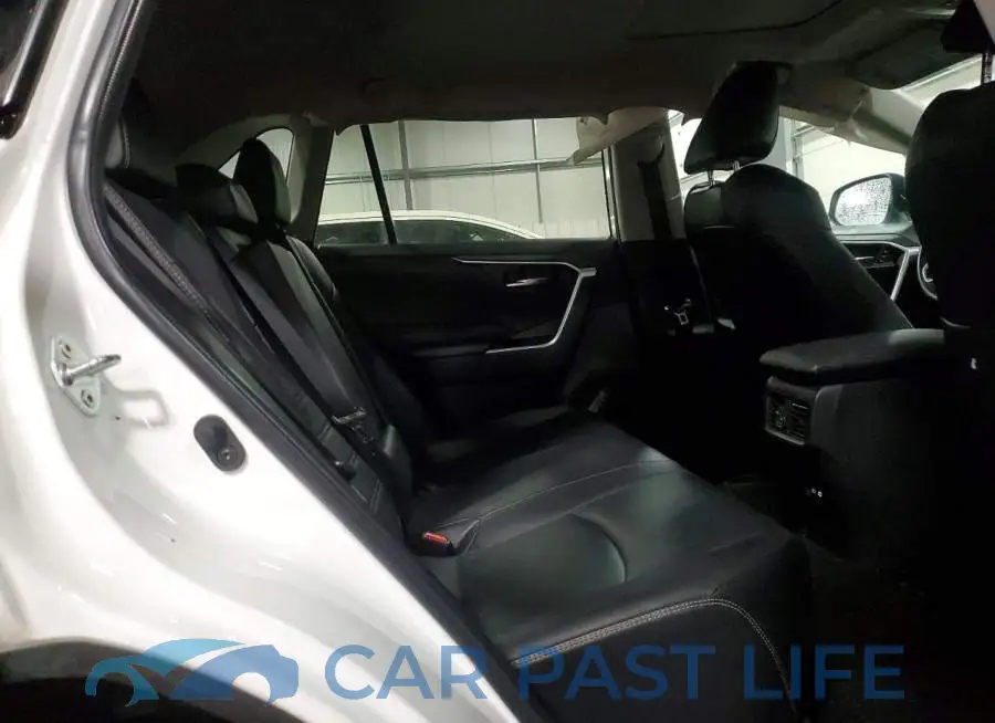 2T3A1RFV4PW341822# 11