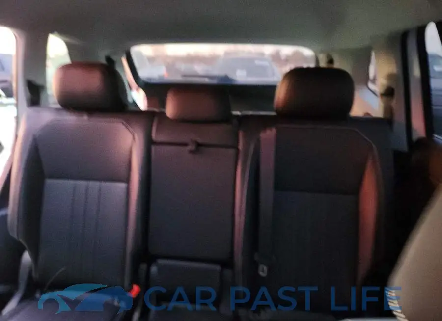 3VV3B7AX2RM001108# 10