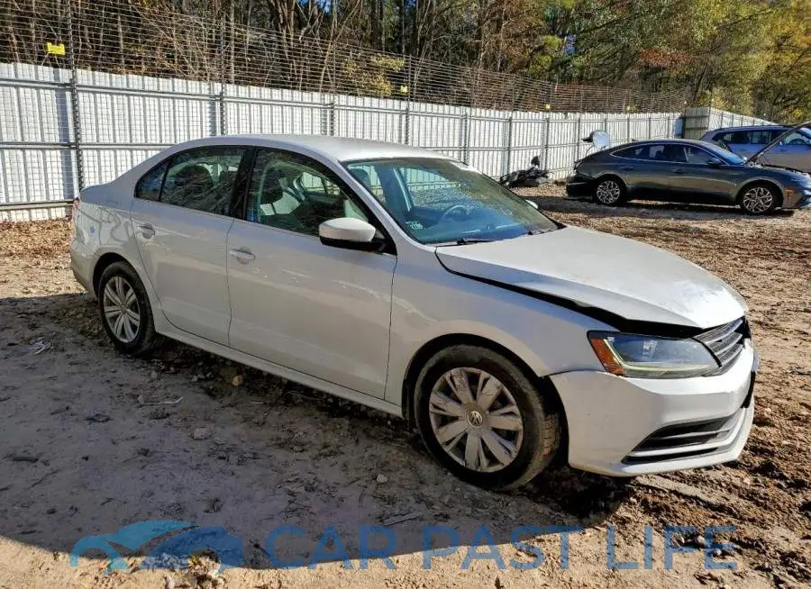 3VW2B7AJ0HM224037# 4