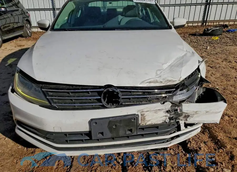 3VW2B7AJ0HM224037# 11