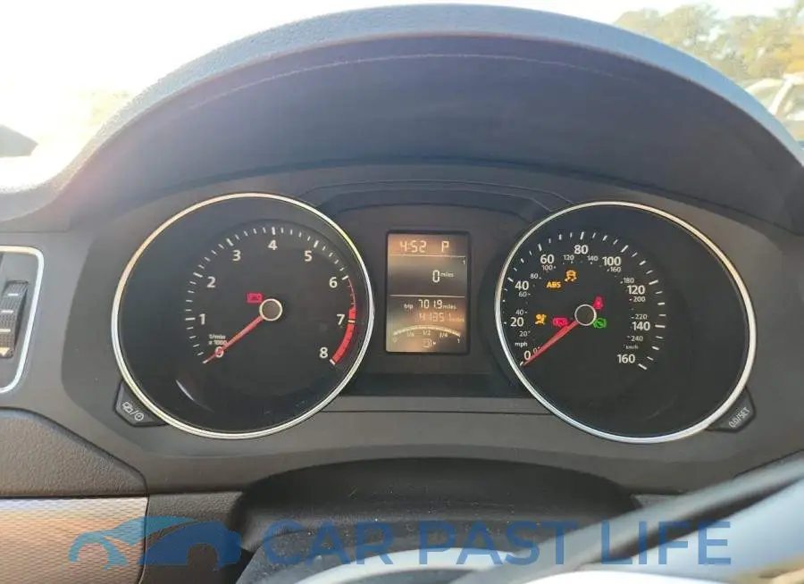 3VW2B7AJ3HM414995# 9