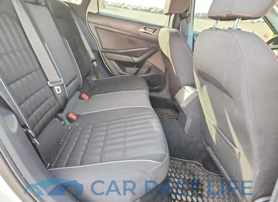 3VW6T7BU8KM250402# 10