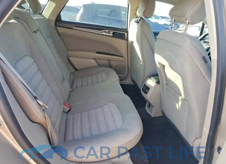 3FA6P0LU1KR119981# 10