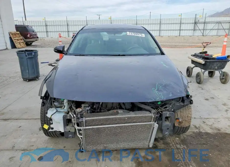 5XXGT4L31HG131600# 5