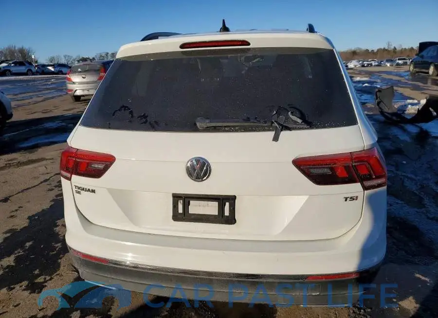 3VV3B7AX1JM125181# 6